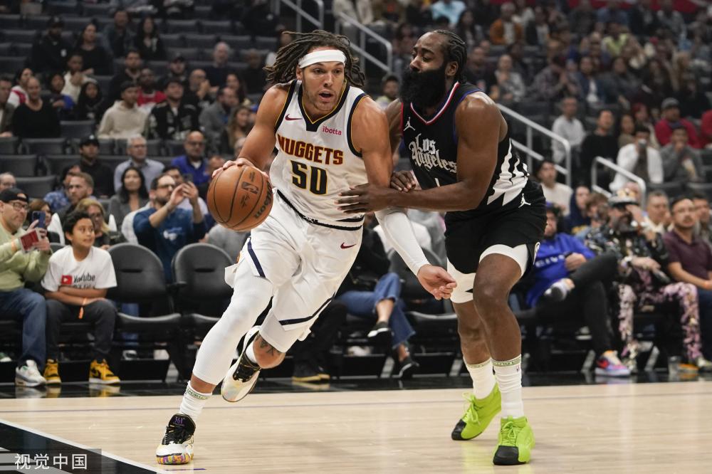 持有的小型 持有的小型