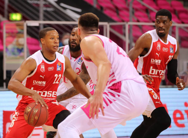 字母哥下家 字母哥下家