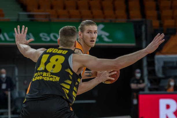 哈兰德的成 哈兰德的成